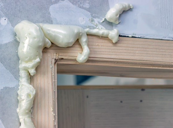 How to Use Expanding Foam Filler 